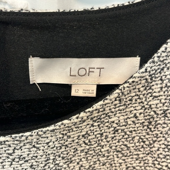 Loft dress - Picture 3 of 4